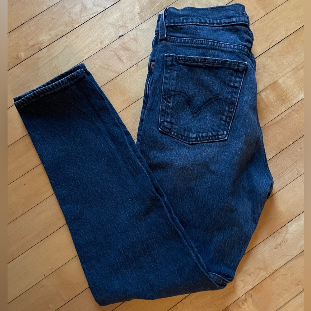 Black Levi’s Wedgie Jeans